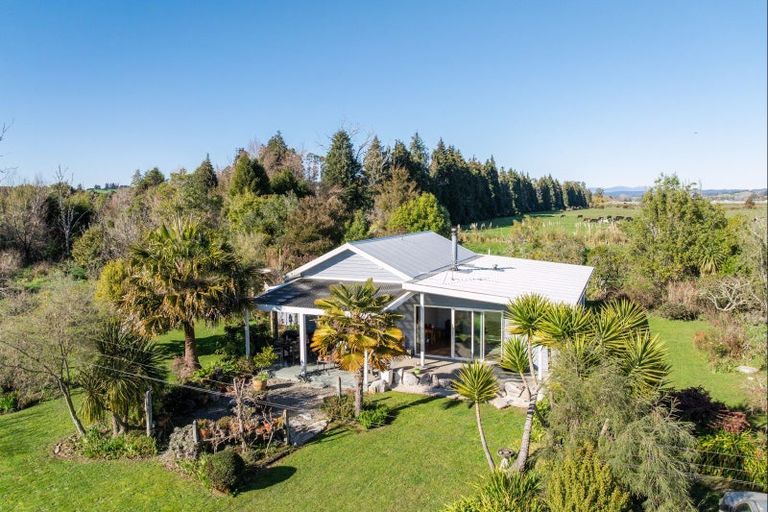 Photo of property in 316 Main Road Lower Moutere, Lower Moutere, Upper Moutere, 7175