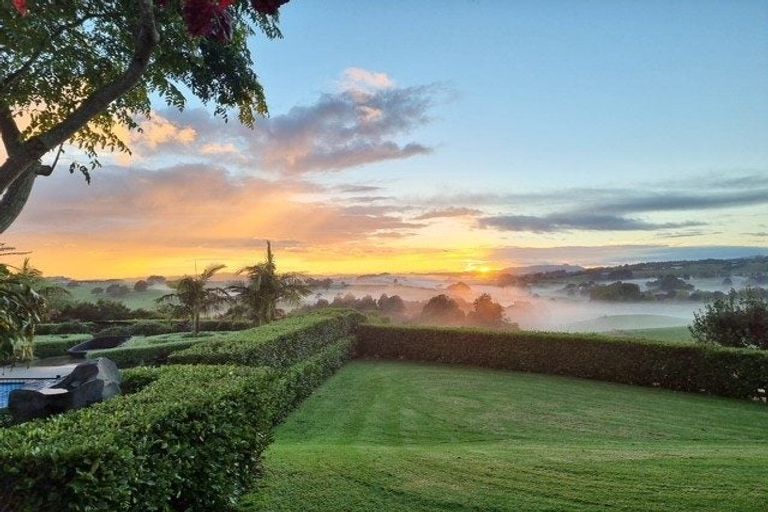 Photo of property in 39 Grace James Road, Pukekohe, 2120