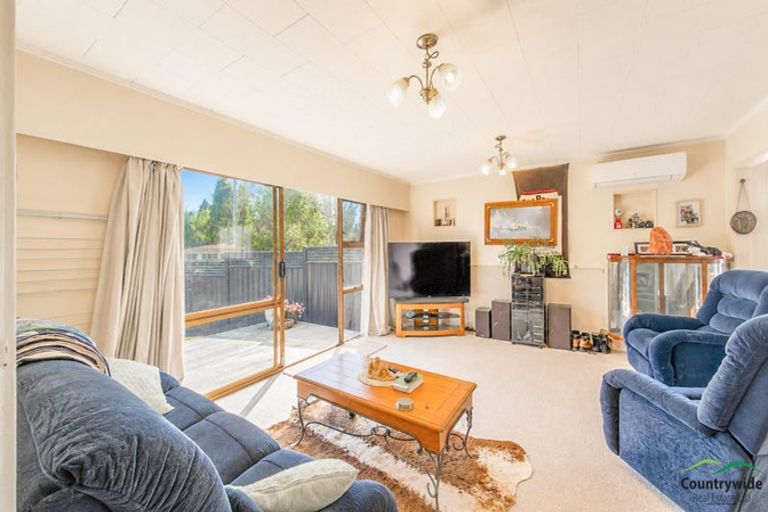 Photo of property in 60 Aotea Crescent, Tokoroa, 3420