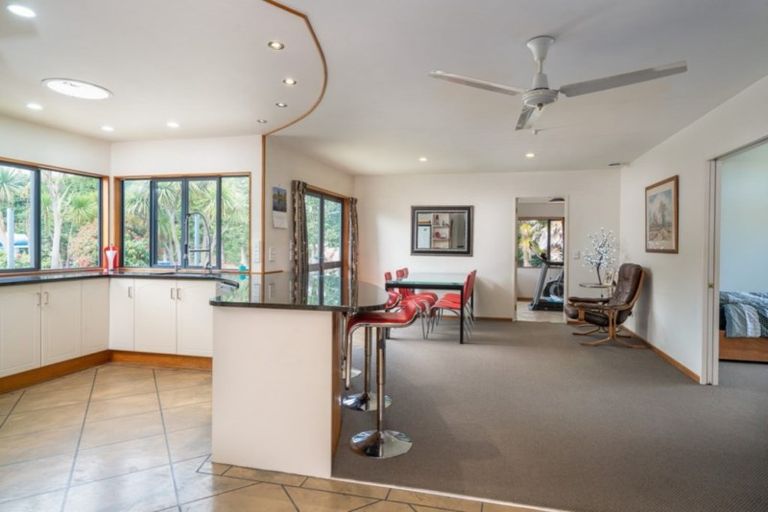 Photo of property in 3/504 Mapara Road, Acacia Bay, Taupo, 3385