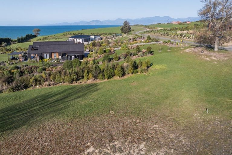 Photo of property in 4 Honey Lane, Tasman, 7173