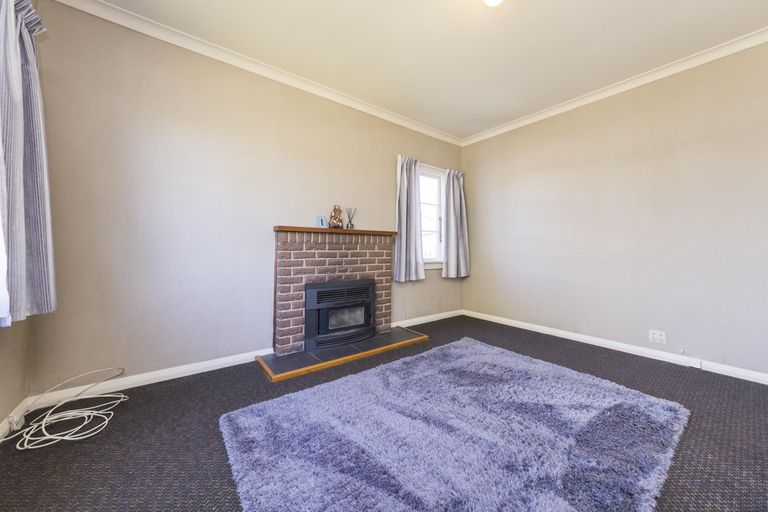 Photo of property in 629 Featherston Street, Roslyn, Palmerston North, 4414