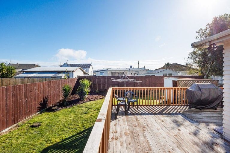 Photo of property in 12 Ongley Street, Feilding, 4702