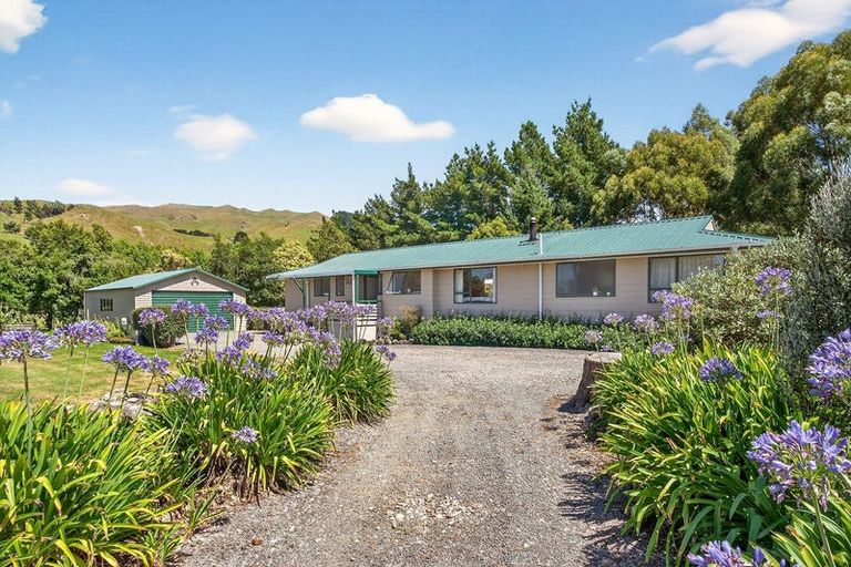 Photo of property in 869 Norfolk Road, Upper Plain, Carterton, 5791