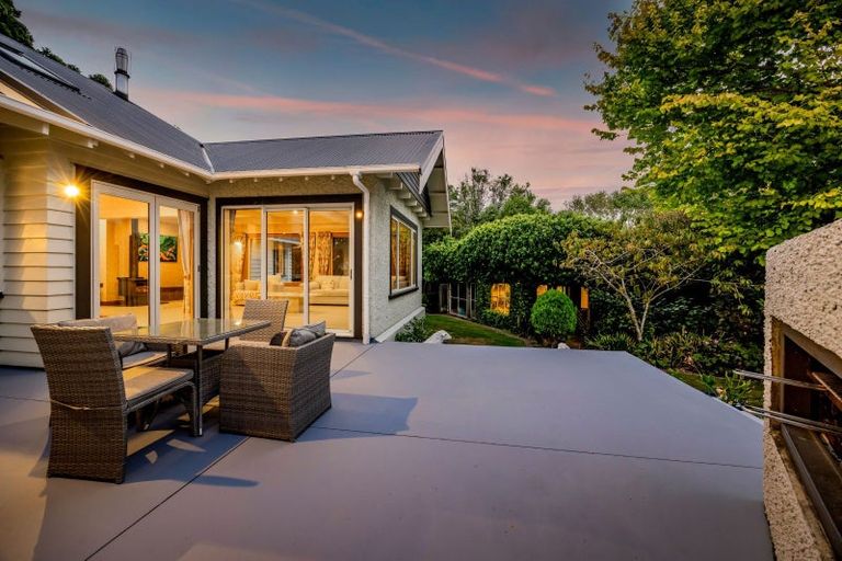 Photo of property in 49 Waihi Road, Hawera, 4610