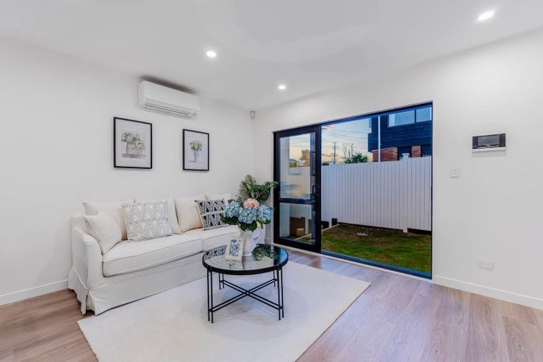 Photo of property in 37b Hastings Road, Mairangi Bay, Auckland, 0630