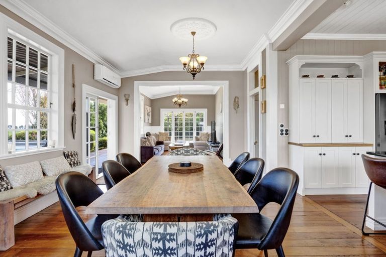 Photo of property in 104 Pitt Road, Hillsborough, New Plymouth, 4372