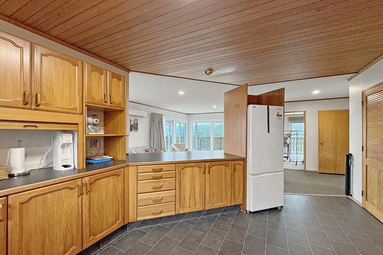 Photo of property in 7 Gavaskar Place, Khandallah, Wellington, 6035