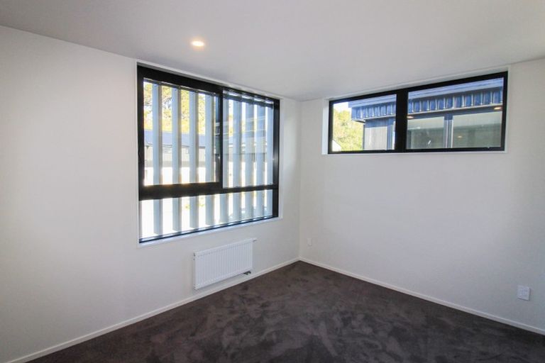 Photo of property in 9/6 Bushland Grove, Paparangi, Wellington, 6037