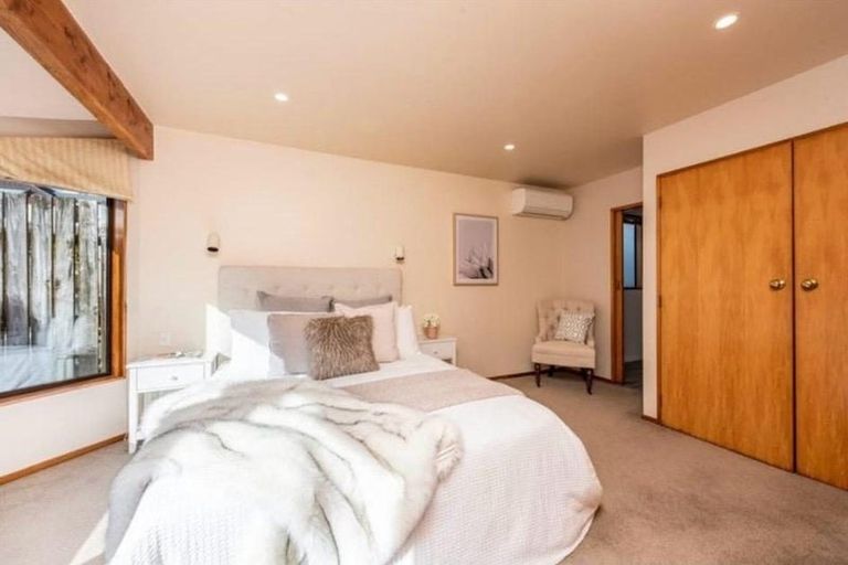 Photo of property in 8a Campbell Street, Karori, Wellington, 6012