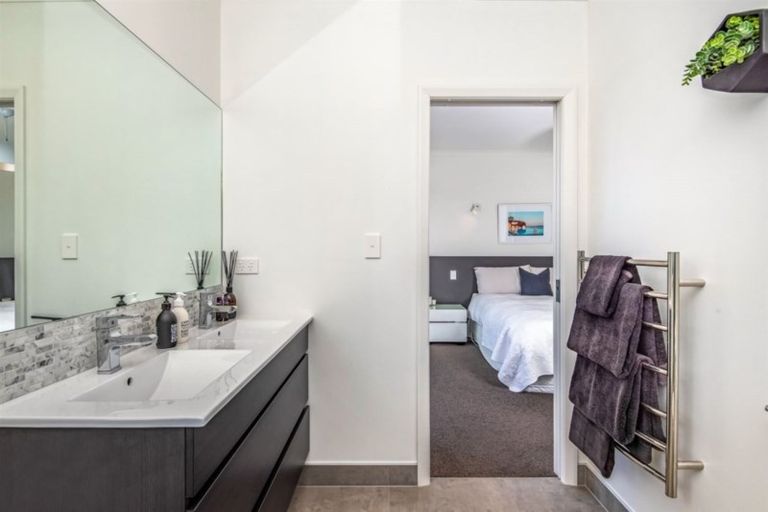 Photo of property in 72 Vaughans Road, Long Bay, Albany, 0792