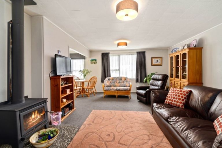 Photo of property in 17 Streamdale Place, Ngongotaha, Rotorua, 3010