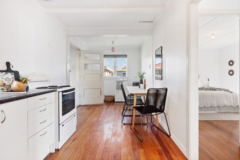 Photo of property in 3 Raumati Crescent, Onerahi, Whangarei, 0110