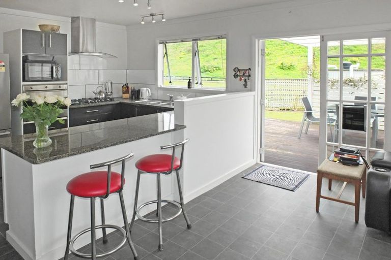 Photo of property in 125 Hickford Road, Foxton, 4893