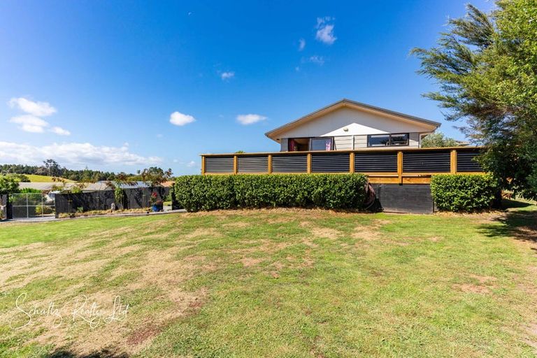 Photo of property in 4 Hebe Lane, Maungaturoto, 0520