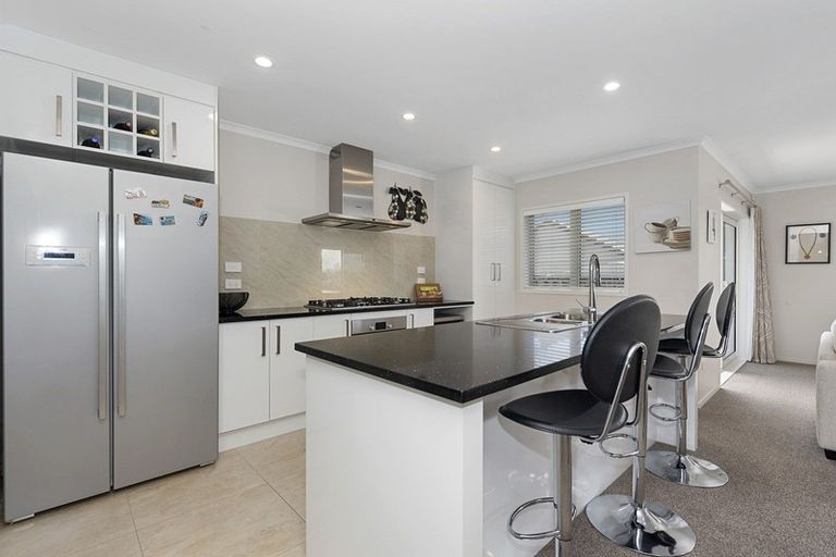 Photo of property in 79 Rototuna Road, Rototuna, Hamilton, 3210