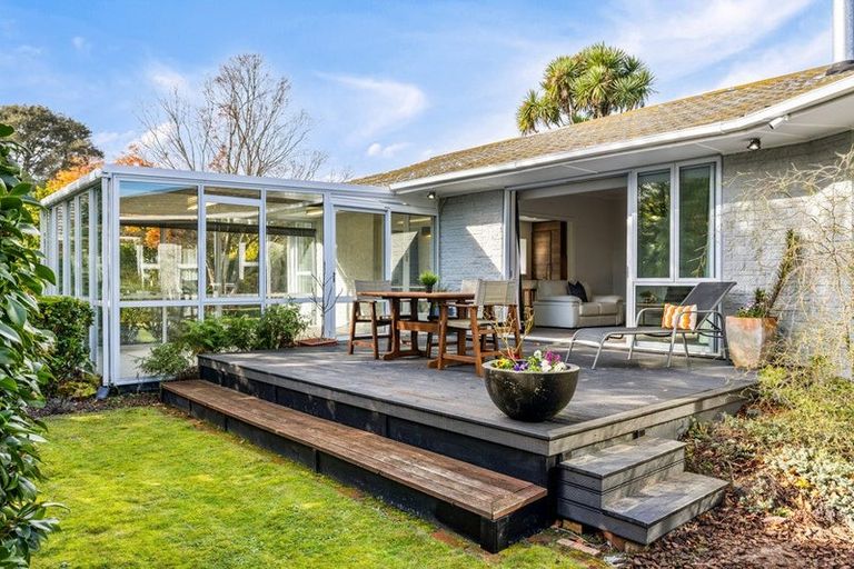 Photo of property in 11a Ashgrove Terrace, Somerfield, Christchurch, 8024