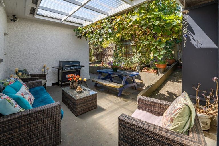 Photo of property in 129 Waimea Road, Nelson South, Nelson, 7010