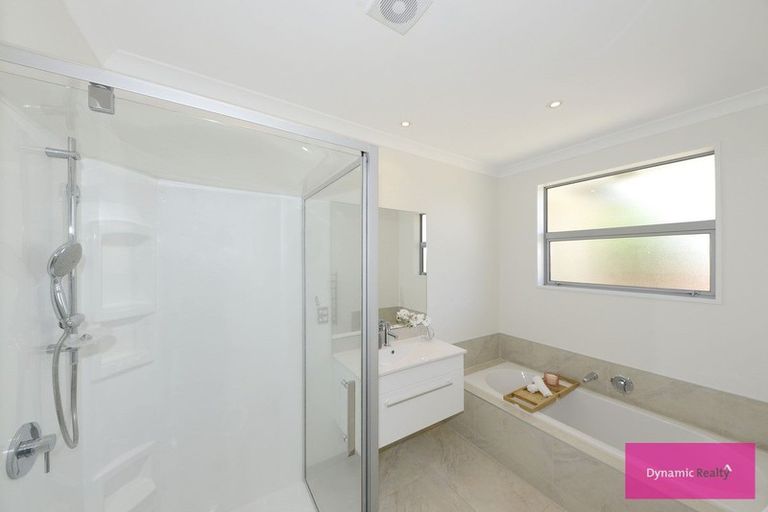 Photo of property in 16 Augustine Drive, Aidanfield, Christchurch, 8025