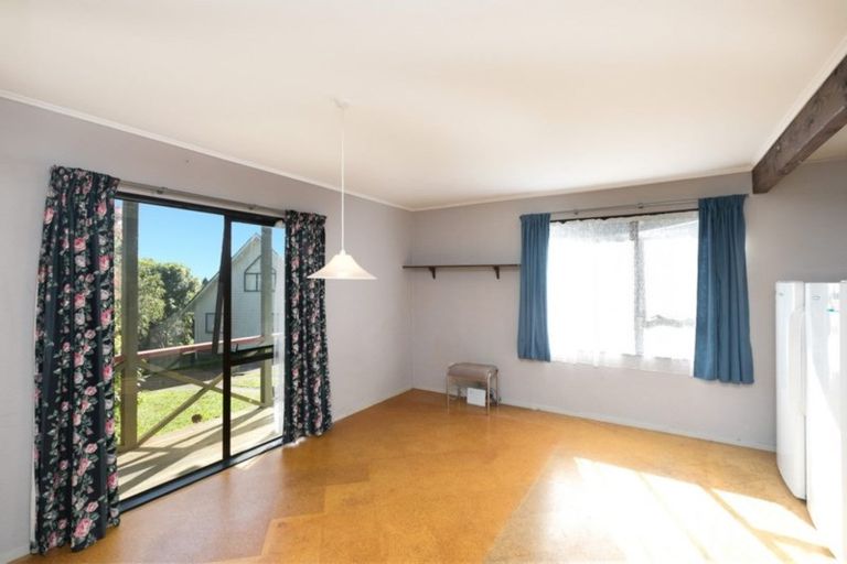 Photo of property in 23 Japonica Crescent, Ranui, Porirua, 5024