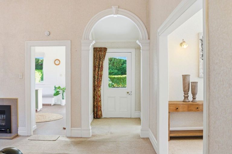 Photo of property in 80 Great North Road, Saint Johns Hill, Whanganui, 4500