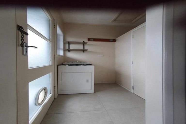 Photo of property in 15 Penrith Street, Westown, New Plymouth, 4310