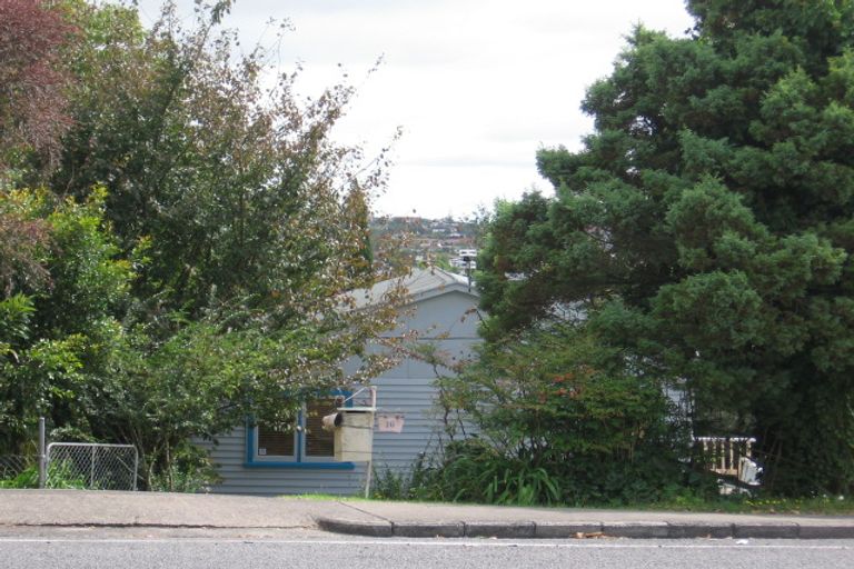 Photo of property in 16 Archibald Road, Kelston, Auckland, 0602