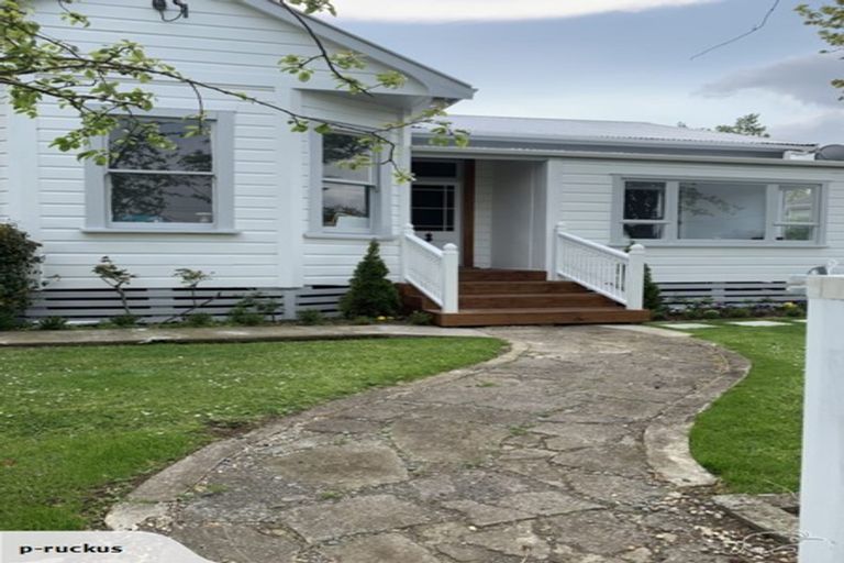 Photo of property in 17 Miranda Street, Stratford, 4332