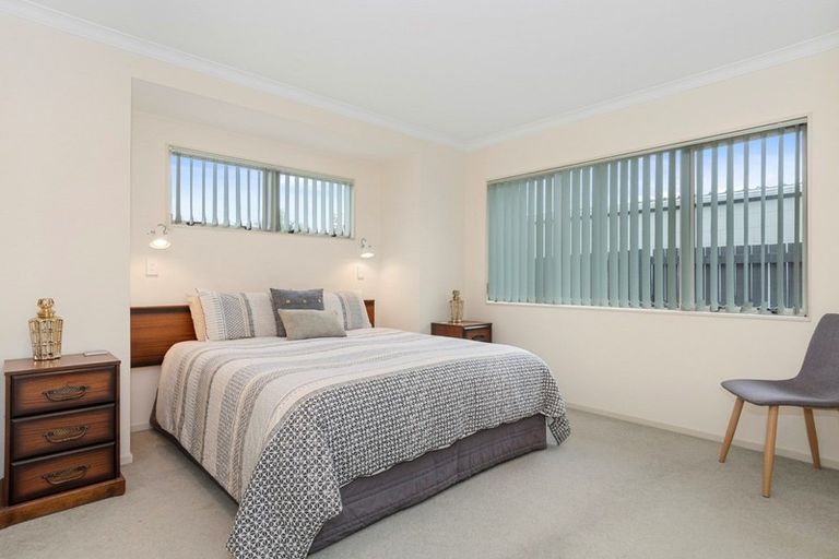 Photo of property in 56a Pitau Road, Mount Maunganui, 3116
