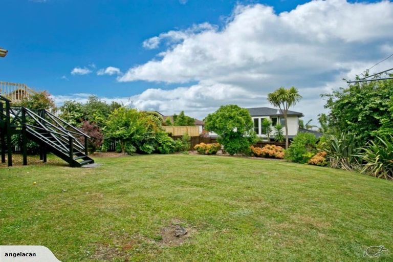 Photo of property in 217 Hobsonville Road, Hobsonville, Auckland, 0618