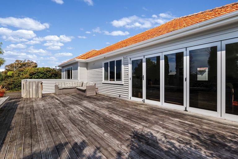 Photo of property in 171 Powderham Street, New Plymouth, 4310