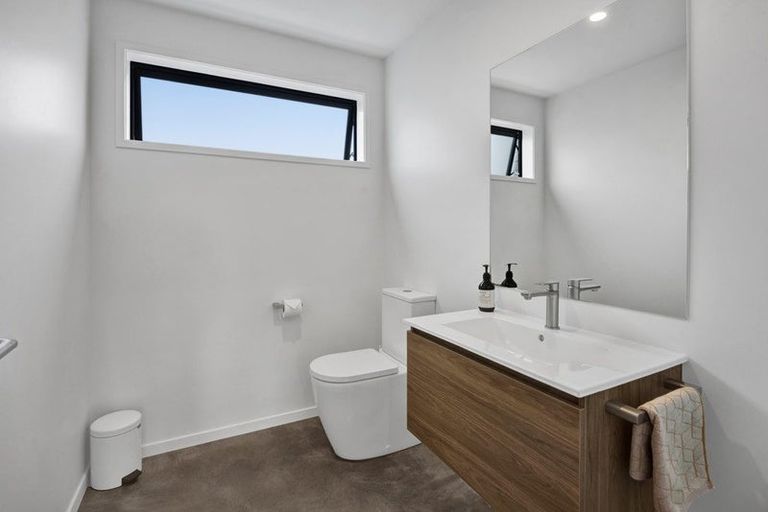 Photo of property in 12 Te Ara O Ngakeiha, Fitzroy, New Plymouth, 4312