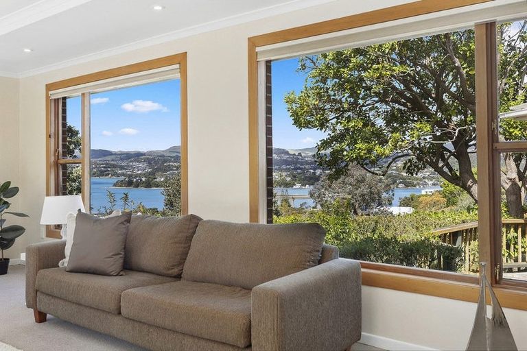 Photo of property in 94 Mana View Road, Paremata, Porirua, 5026