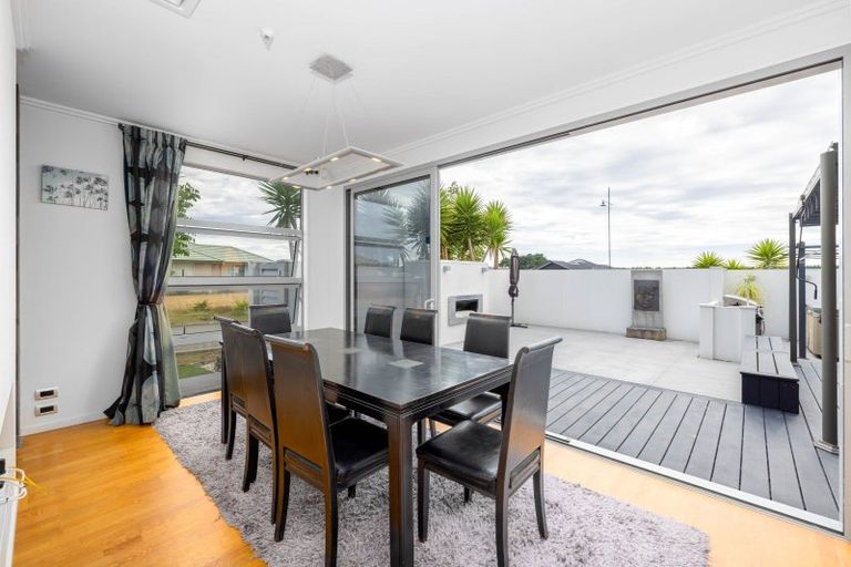 Photo of property in 1 Te Waihora Street, Pegasus, 7612