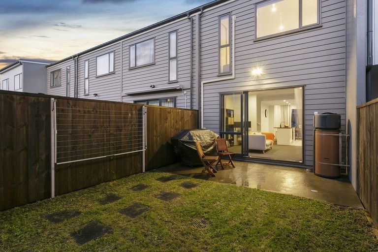Photo of property in 8 Chaffinch Road, Hobsonville, Auckland, 0616