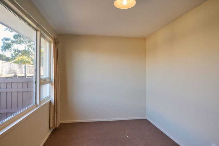 Photo of property in 1/29 Kuaka Crescent, Bromley, Christchurch, 8062