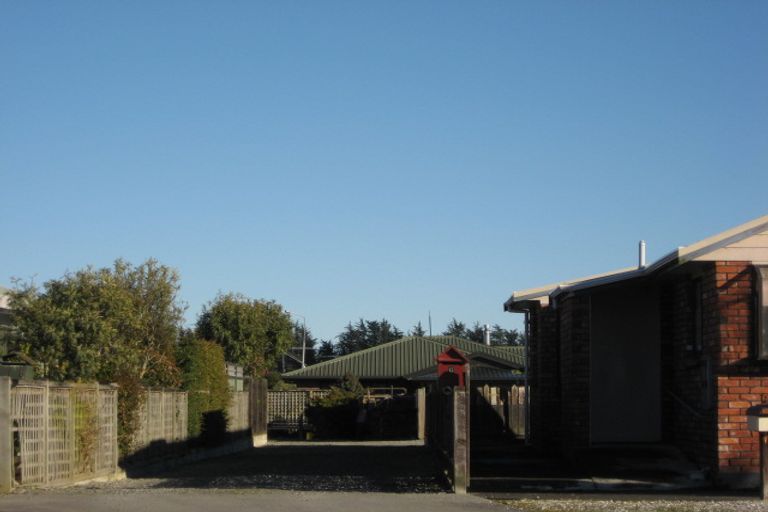 Photo of property in 6 Calder Place, Winton, 9720