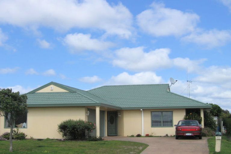 Photo of property in 106 Gloucester Road, Mount Maunganui, 3116