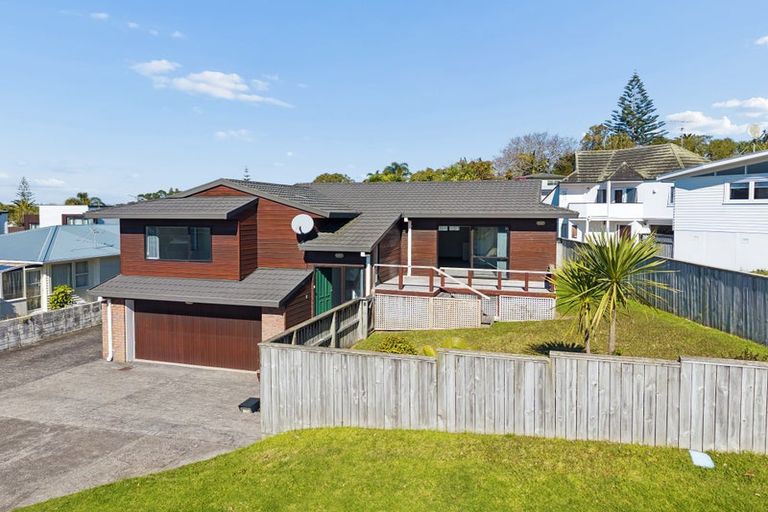 Photo of property in 1/133 Nile Road, Milford, Auckland, 0620