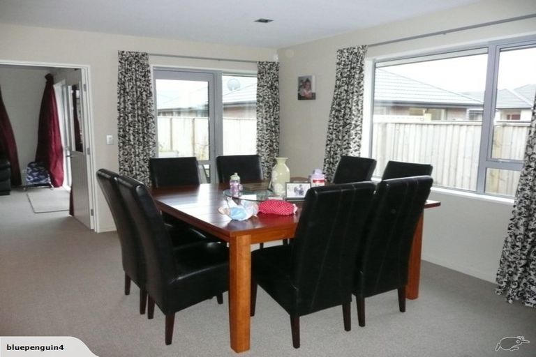 Photo of property in 10 Bernice Crescent, Yaldhurst, Christchurch, 8042