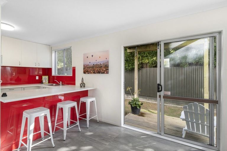 Photo of property in 34d Elizabeth Street, Moera, Lower Hutt, 5010