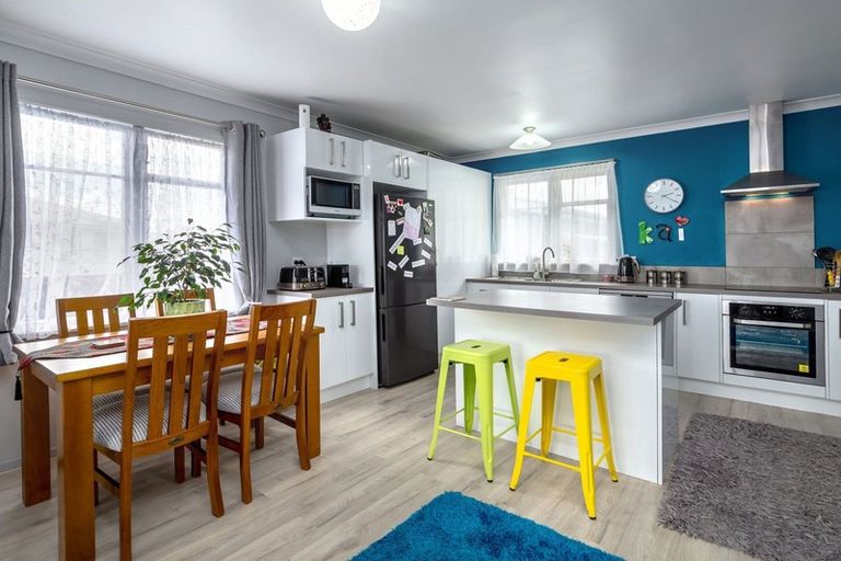 Photo of property in 75 Gordon Street, Dannevirke, 4930