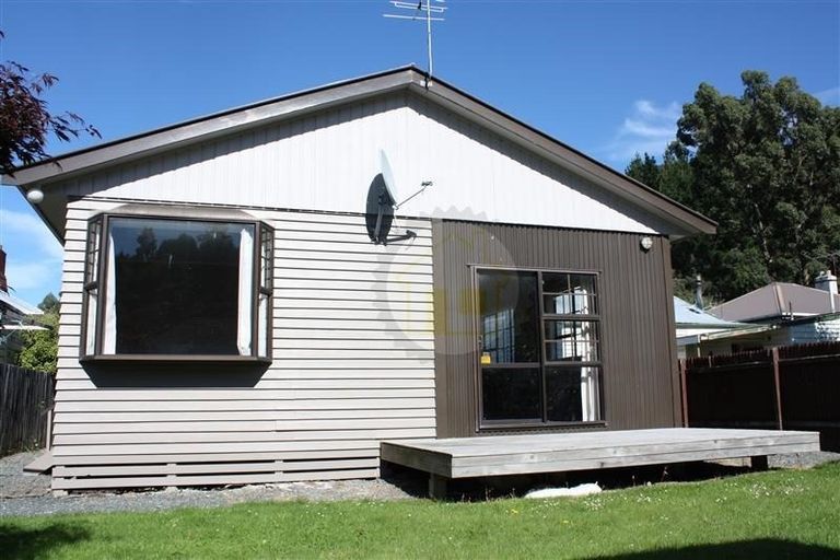 Photo of property in 32 Crown Street, North East Valley, Dunedin, 9010