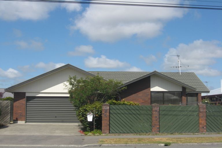 Photo of property in 273 Sawyers Arms Road, Bishopdale, Christchurch, 8053
