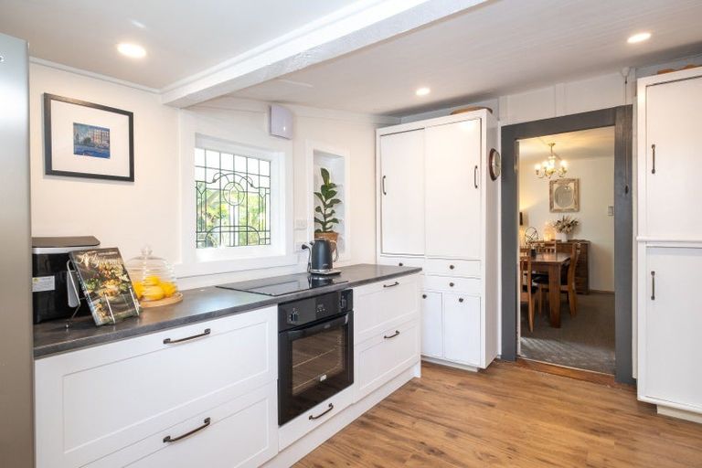 Photo of property in 7 Grove Road, Haumoana, 4102