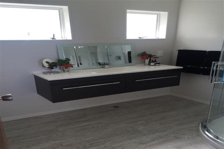 Photo of property in 39d Bengal Street, Khandallah, Wellington, 6035