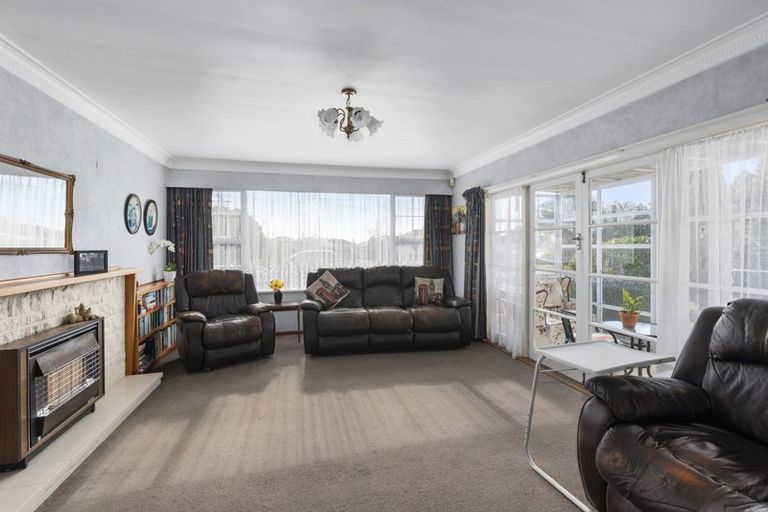 Photo of property in 94 Bartholomew Road, Levin, 5510