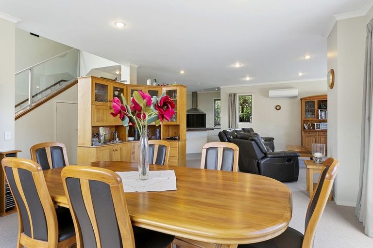 Photo of property in 1/745 Acacia Bay Road, Acacia Bay, Taupo, 3330