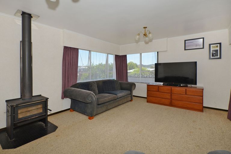 Photo of property in 25 Te Anau Place, Tikipunga, Whangarei, 0112