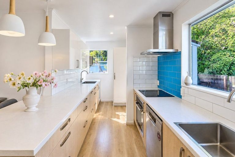 Photo of property in 19 Yarrow Place, Papakowhai, Porirua, 5024